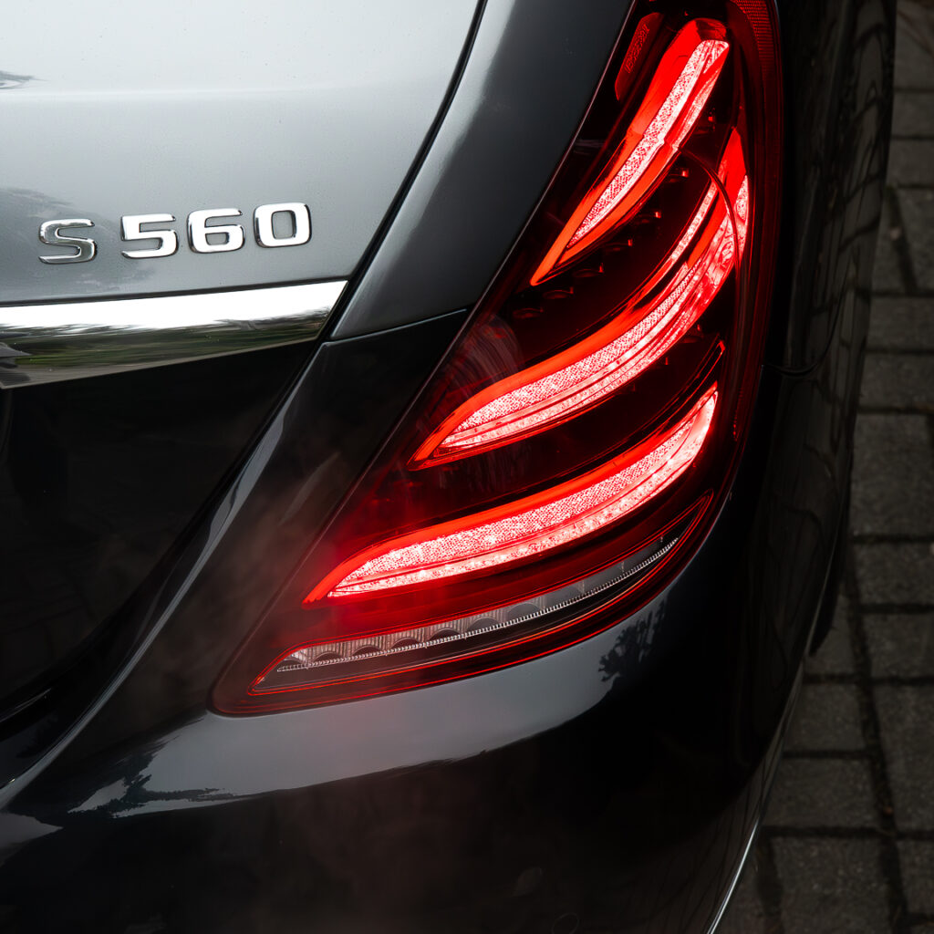 Prywatny kierowca z luksusowym samochodem - Mercedes Maybach s560